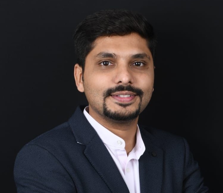 Dr. Dr. Vanraj solanki - Periodontology & Gum Diseases Specialist at The Dentist Silvassa